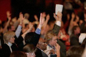 Delegates voting 2005 (photo Simon Clark www.eyebox.net)